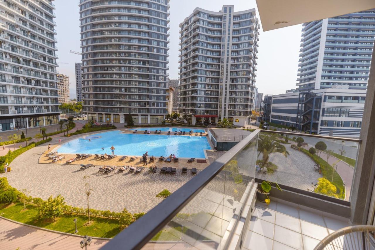 Four Season Apartment Batumi Exterior foto